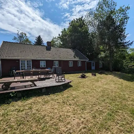 Cozy Country Estate In بيت للعطل