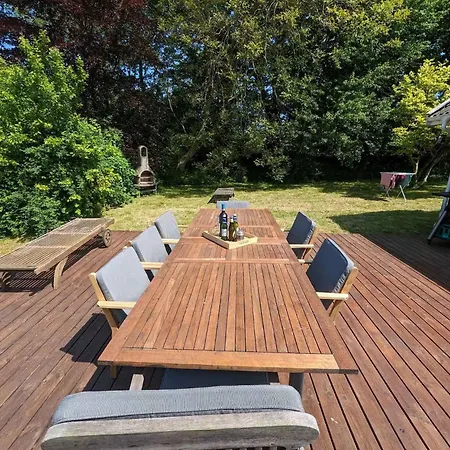 Cozy Country Estate In بيت للعطل *